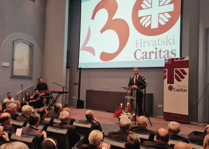 Slika /slike/2023/30 godina Hrvatskog Caritasa/HC700x500.png